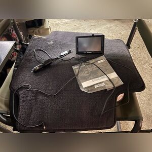 Garmin GPS (like new)